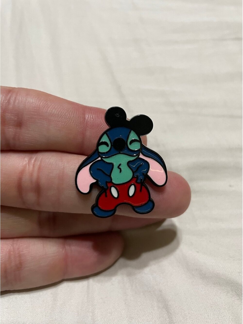 Lilo and stitch enamel pin brooch anime cartoon Disney